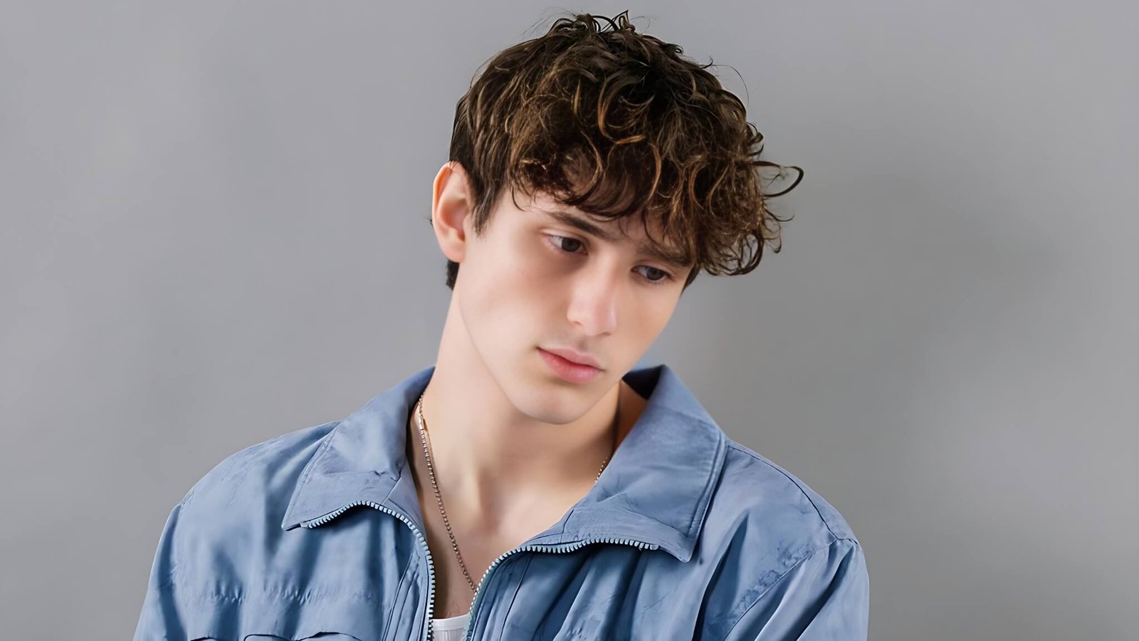 JVKE Net Worth 2025 – Age, Bio, Wiki, Wife, Height & Facts!